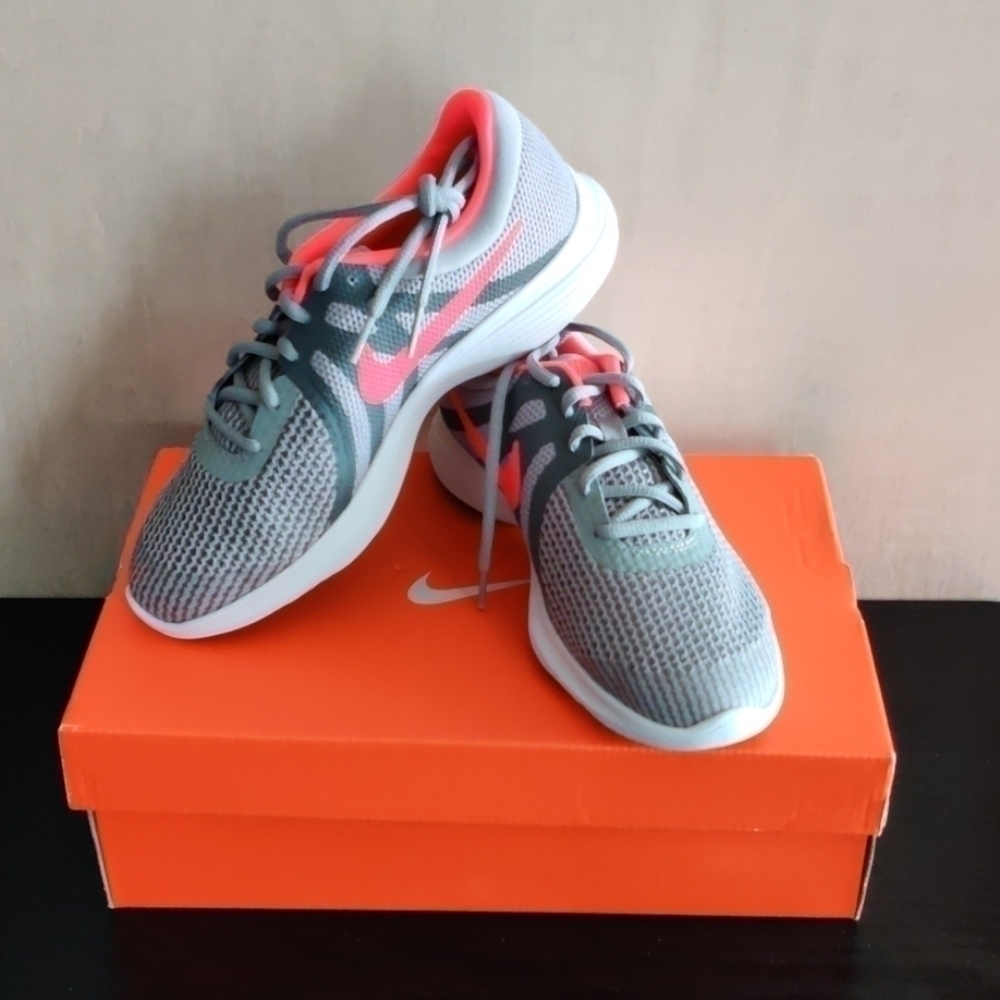 Nike Sneaker K17 - Picture 2 of 7